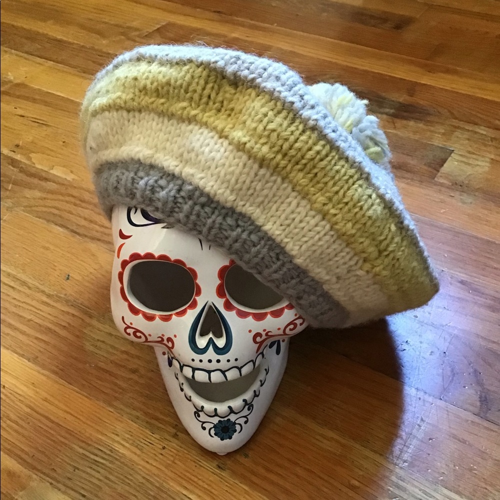Nirvana designs wool beret